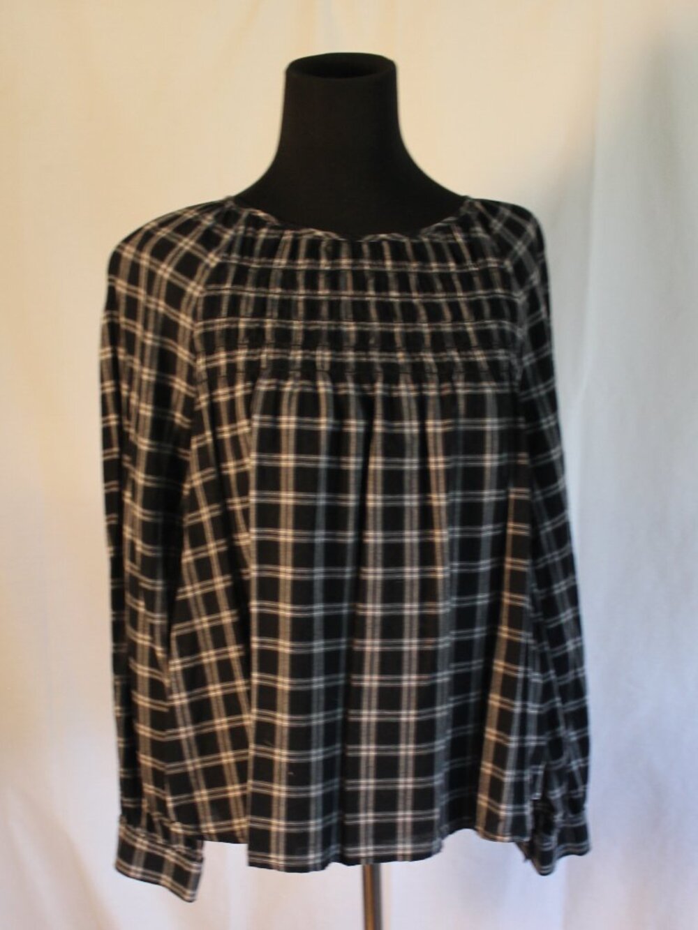 Old Navy Black & White Plaid Smocked Cotton Blouse Medium